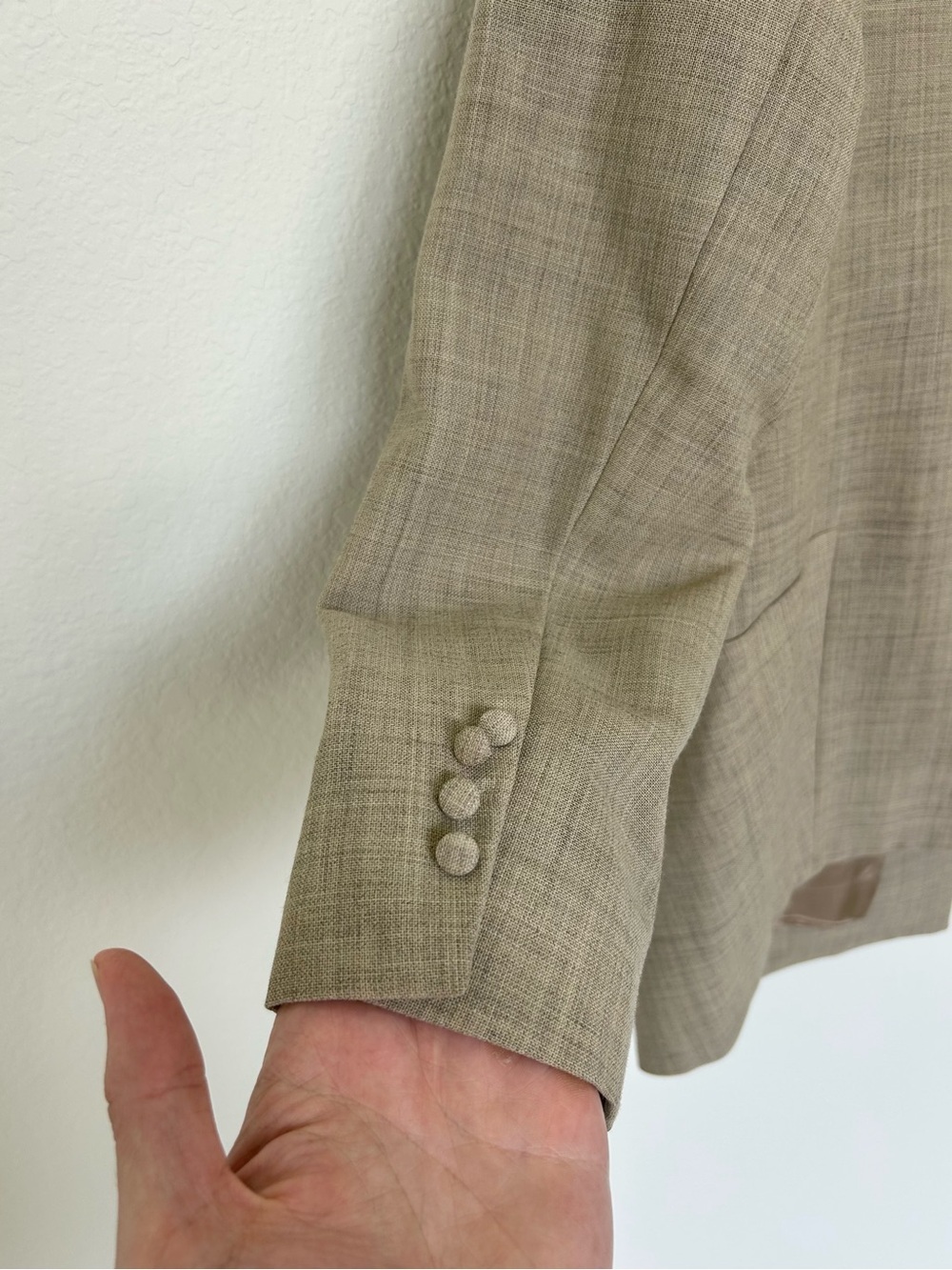 Jacquemus Le Souk Saafi Oversized Melange Wool Blazer in Neutral Beige - Picture 9 of 12